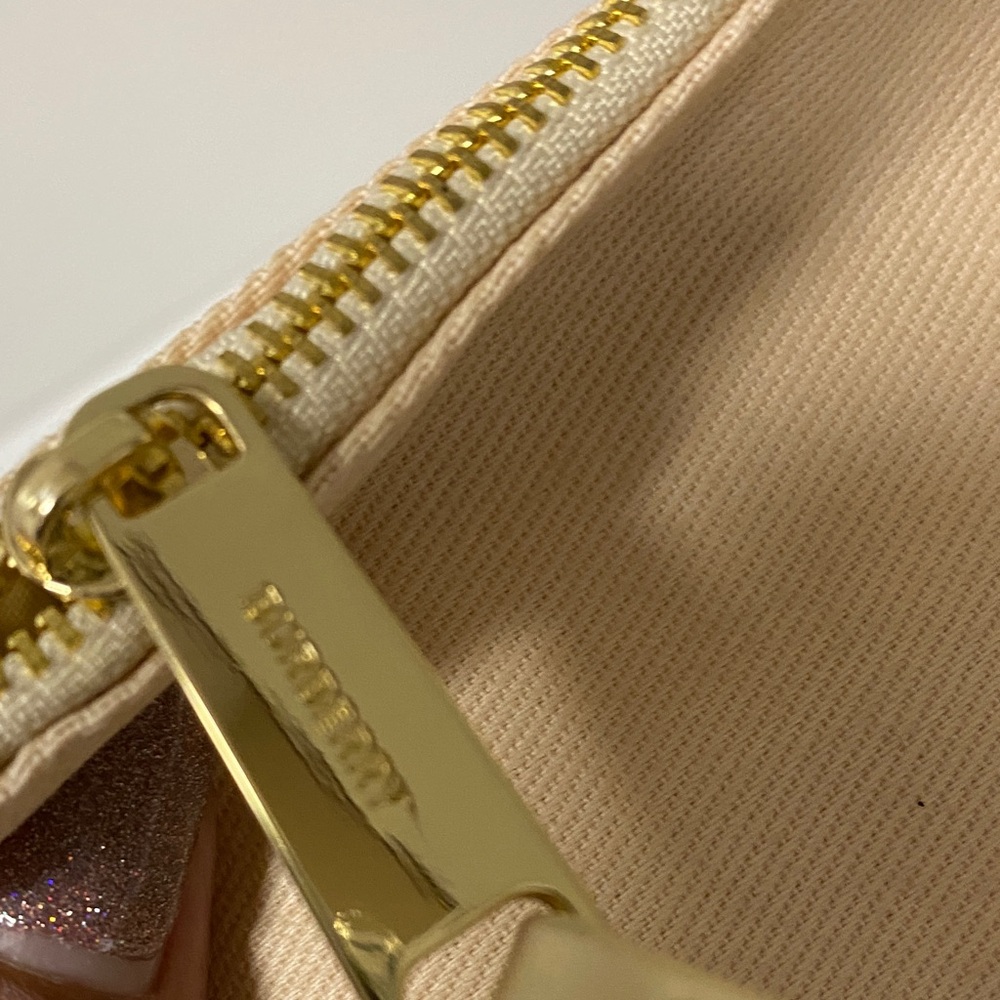 Burberry Cloth Tan Pouch with hand Strap - Picture 3 of 6